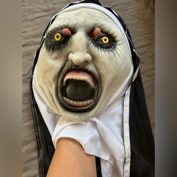 Halloween Mask Scary Nun Face mask - Picture 2 of 6